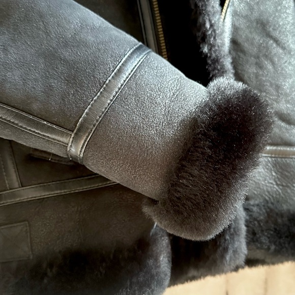 Jane Sheepskin B-3 Bomber Jacket - Picture 9 of 11